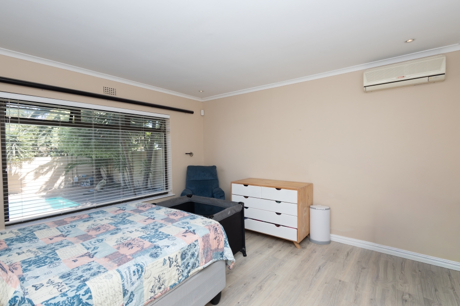 4 Bedroom Property for Sale in Flamingo Vlei Western Cape